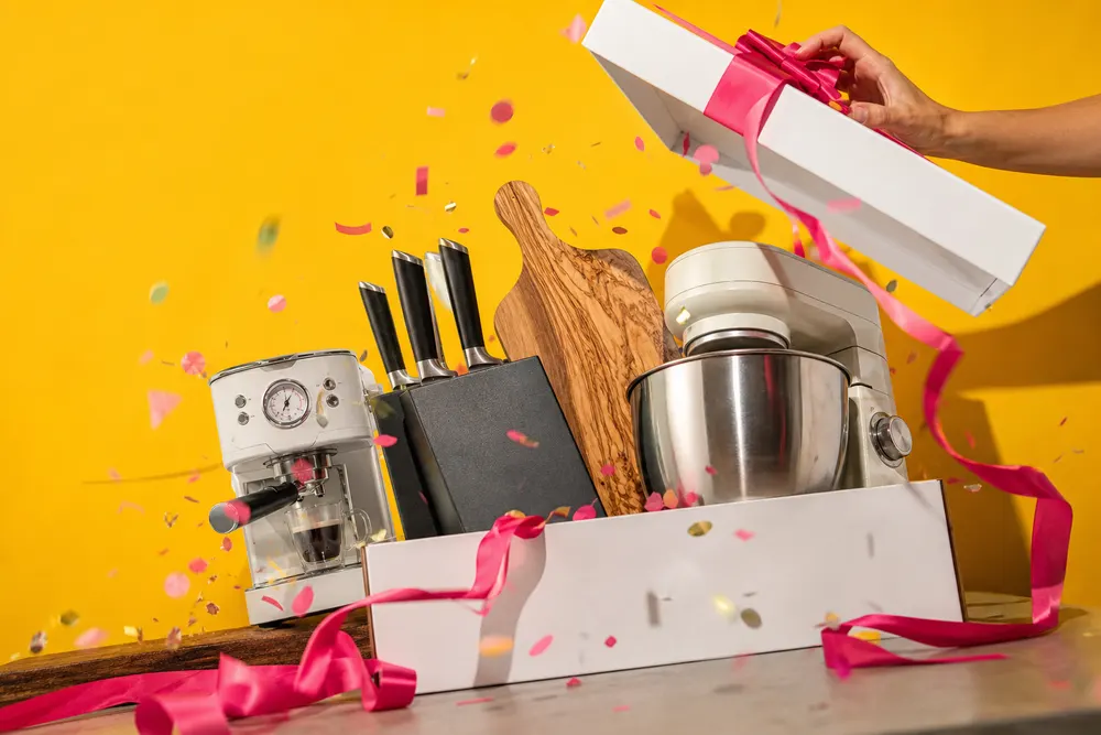 Regalo casa nuova per la cucina: 8 idee per chi ama cucinare